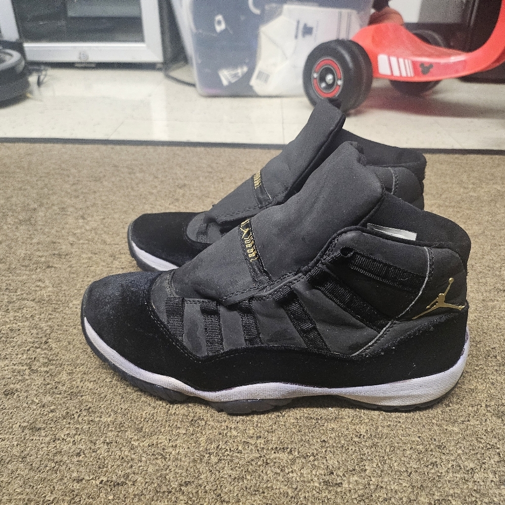 Air jordan 11 size 8